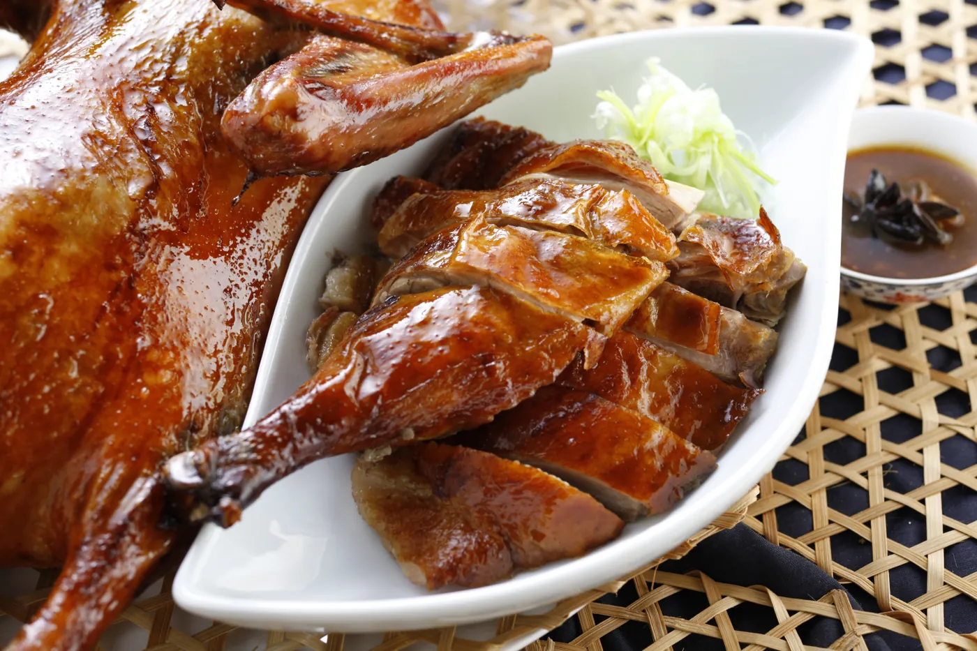客家烧鸭 Roasted Duck — 粗茶食馆